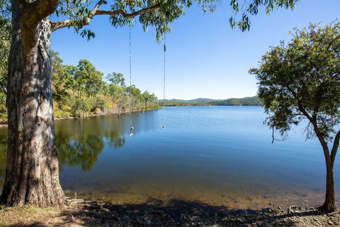 Lake Cania - Accommodation 4U 1