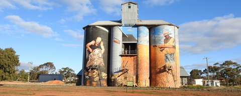 Riverina Outdoor Art Trail - Accommodation 4U 0