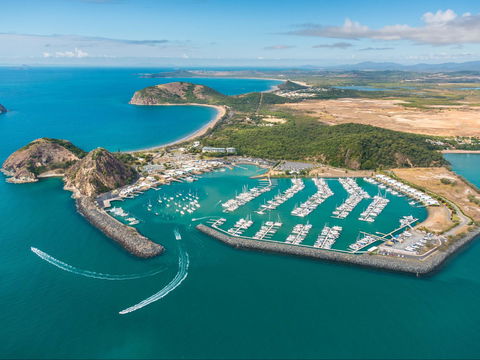 Rosslyn Bay - Accommodation 4U 1