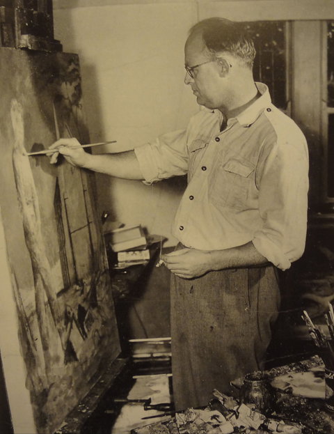 Russell Drysdale Easel Sculpture - Accommodation 4U 1