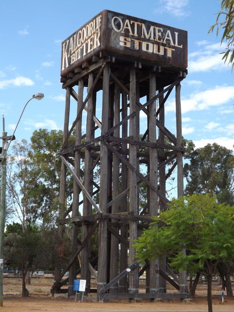 Merredin Railway Water Tower - Accommodation 4U 1