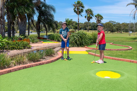 Port Macquarie Driving Range And Mini Golf - Accommodation 4U 2