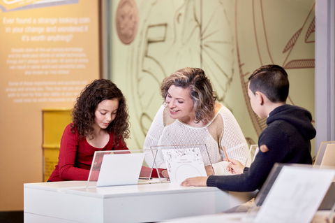 Royal Australian Mint - Accommodation 4U 2