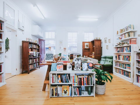 Secret Book Stuff - Accommodation 4U 0