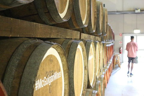 Hunter Valley Wine Tour Ex Newcastle Incl Lunch, Cheese, Chocolate & Distillery - Accommodation 4U 1