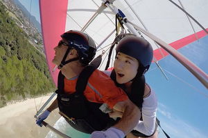 Hang gliding with HangglideOz