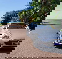 From Darwin International Airport to Darwin City 0800 0820 - Internat. Flight - Accommodation 4U
