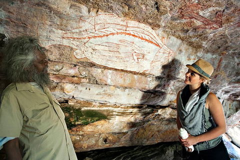 Arnhem Land Injalak Hill Full-Day Tour From Darwin - Accommodation 4U 3
