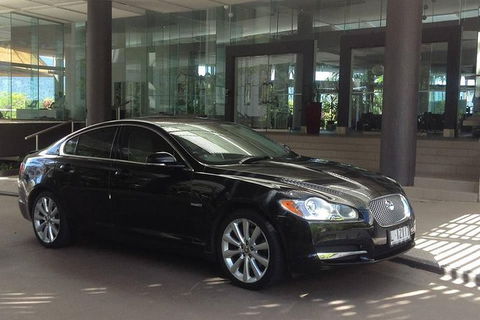 Jaguar Limousine Transfer Cairns Airport To Palm Cove - Accommodation 4U 4