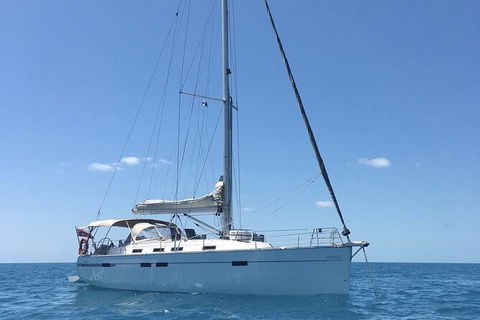 Sailing Curlew Escape On Moreton Bay - Accommodation 4U 2