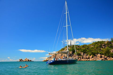 Helicopter And Magnetic Island Sailing - Accommodation 4U 1