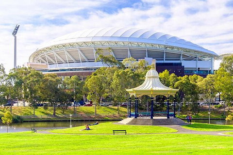 Adelaide Airport Transfers : Adelaide City To Airport ADL In Business Car - Accommodation 4U 8