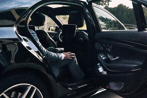 Arrival Private Transfers: Adelaide Airport ADL To Adelaide In Business Car - Accommodation 4U 4