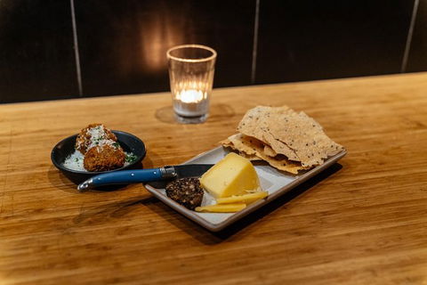 The Flavors Of Perth: Fremantle Wine & Bites Private Tour - Accommodation 4U 4
