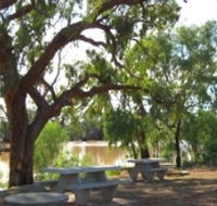Allan Tannock Weir - Accommodation 4U