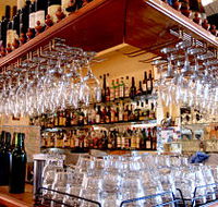 Don Dinnos - Accommodation 4U