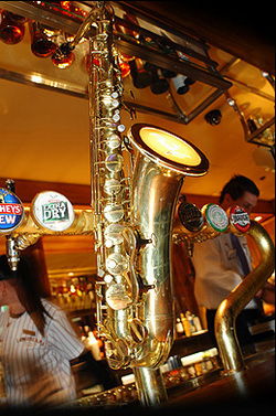Louisiana Tavern - Accommodation 4U 2
