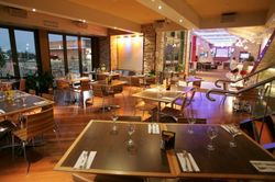 Options Tavern - Accommodation 4U 2