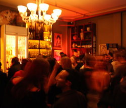 George Lane Bar - Accommodation 4U 3