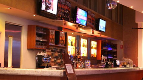 Ferry Road Tavern - Accommodation 4U 2