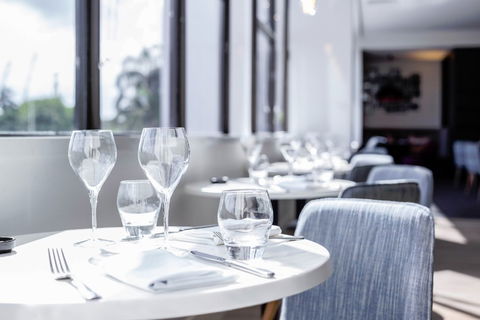 MRepublic Restaurant, Bar And Lounge - Accommodation 4U 7