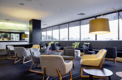 MRepublic Restaurant, Bar And Lounge - Accommodation 4U 8