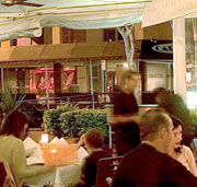 Domanis Cafe Restaurant Bar - Accommodation 4U