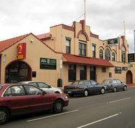 Cooley's Hotel - Accommodation 4U