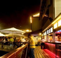 The Lucky Shag Waterfront Bar - Accommodation 4U