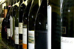 Riverview Hotel & Kains Bar & Restaurant - Accommodation 4U 1
