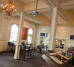Melbourne Hotel Perth - Accommodation 4U 2