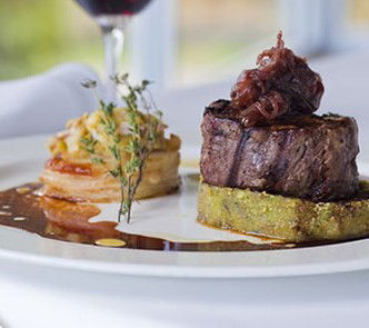 Chris's Beacon Point Restaurant - Accommodation 4U 0