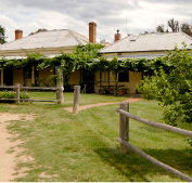 The Blue Duck Inn Hotel - Accommodation 4U