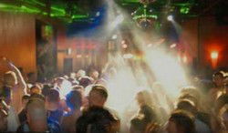 Q Bar - Accommodation 4U 1