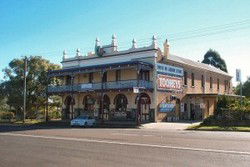 Caledonia Hotel - Accommodation 4U 3