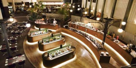 Atrium Garden Restaurant - Accommodation 4U 3