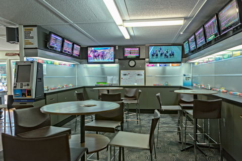 Lake Conjola Bowling Club - Accommodation 4U 4