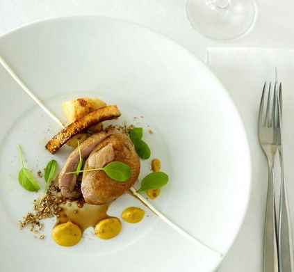Altitude Restaurant - Accommodation 4U 1
