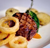 Grumpys Barefoot Bar Steak  Seafood Grill - Accommodation 4U
