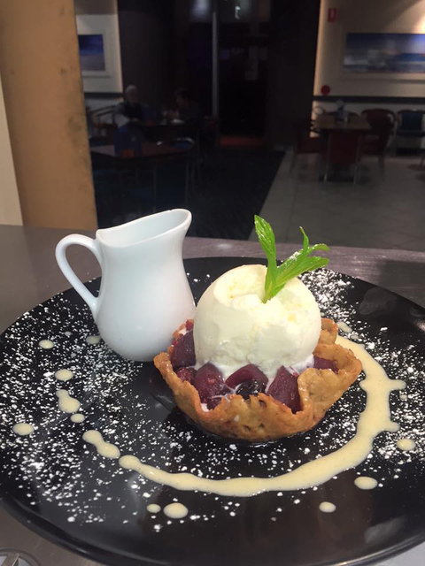 Anna Bay Tavern - Accommodation 4U 4