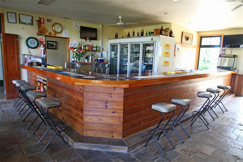 Garradunga Hotel - Accommodation 4U 1