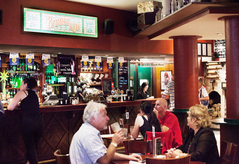 O'Malley's Irish Pub - Accommodation 4U 2