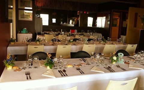 Zebra Crossing Bar & Bistro - Accommodation 4U 3