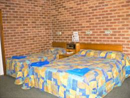 Bohle Barn Hotel Motel - Accommodation 4U 0