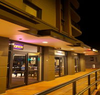 Yiamas Greek Taverna - Accommodation 4U