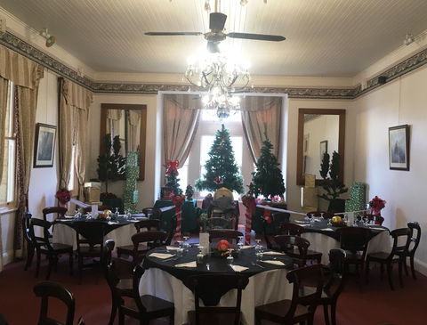 Abbey Of The Roses - Christmas In July - Accommodation 4U 1