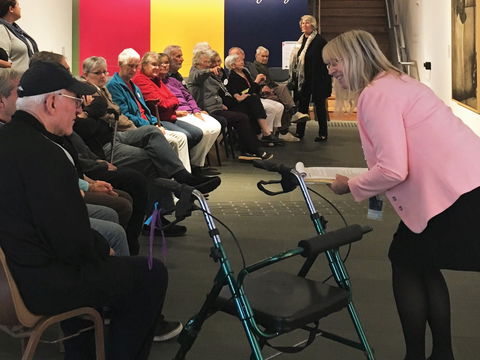 Accessible Art Tours In The Gallery - Accommodation 4U 0