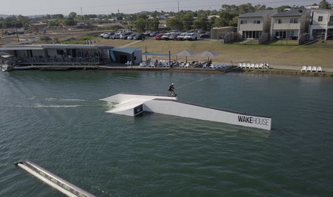 Rumble On The Reef - Wakeboarding - Accommodation 4U 0