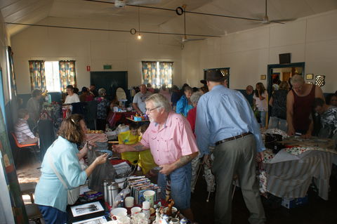 Twilight Markets At East Kurrajong - Accommodation 4U 0