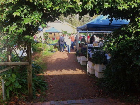 Berry Produce Market - Accommodation 4U 0